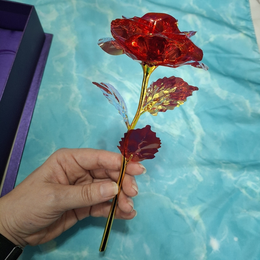 Iridescent Decor Rose